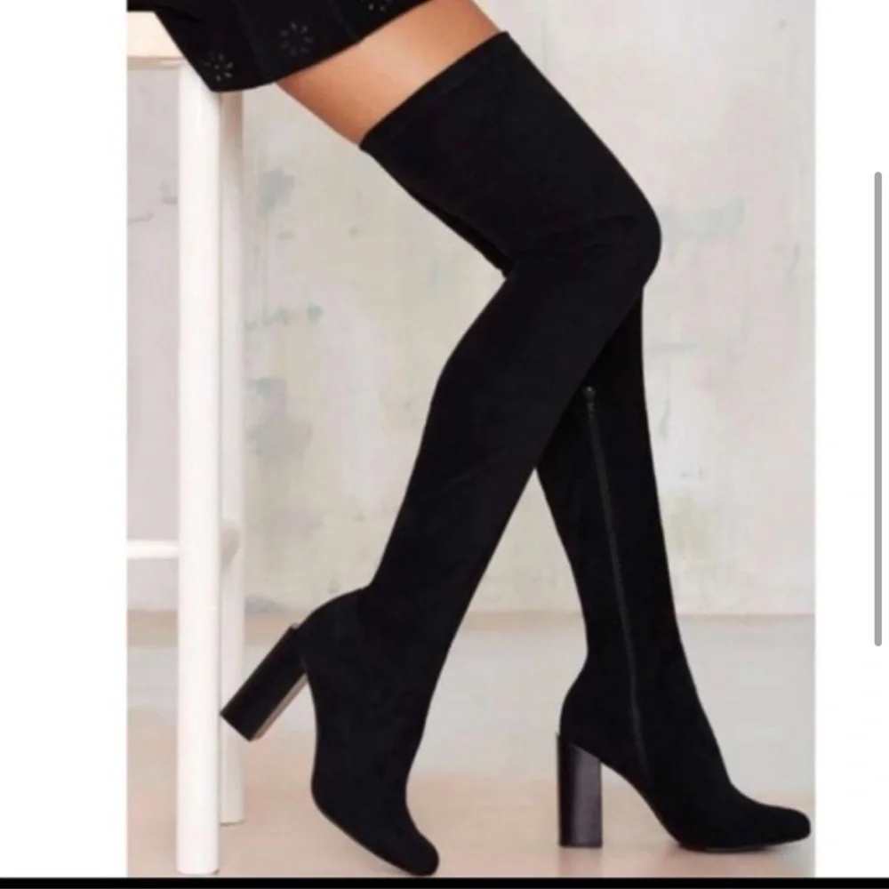Thigh high boots - Picture 1 of 2
